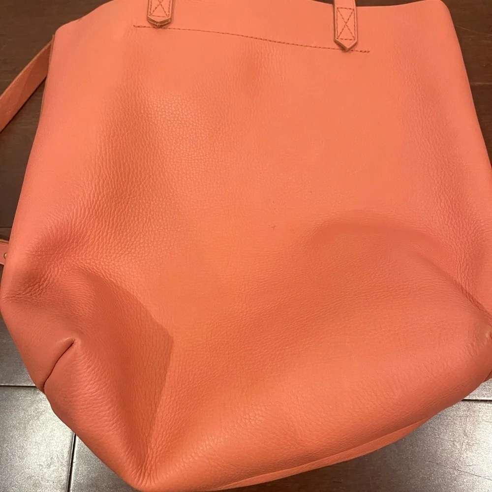 guc madewell medium transport tote in spiced rose Leather Tote adjustable strap